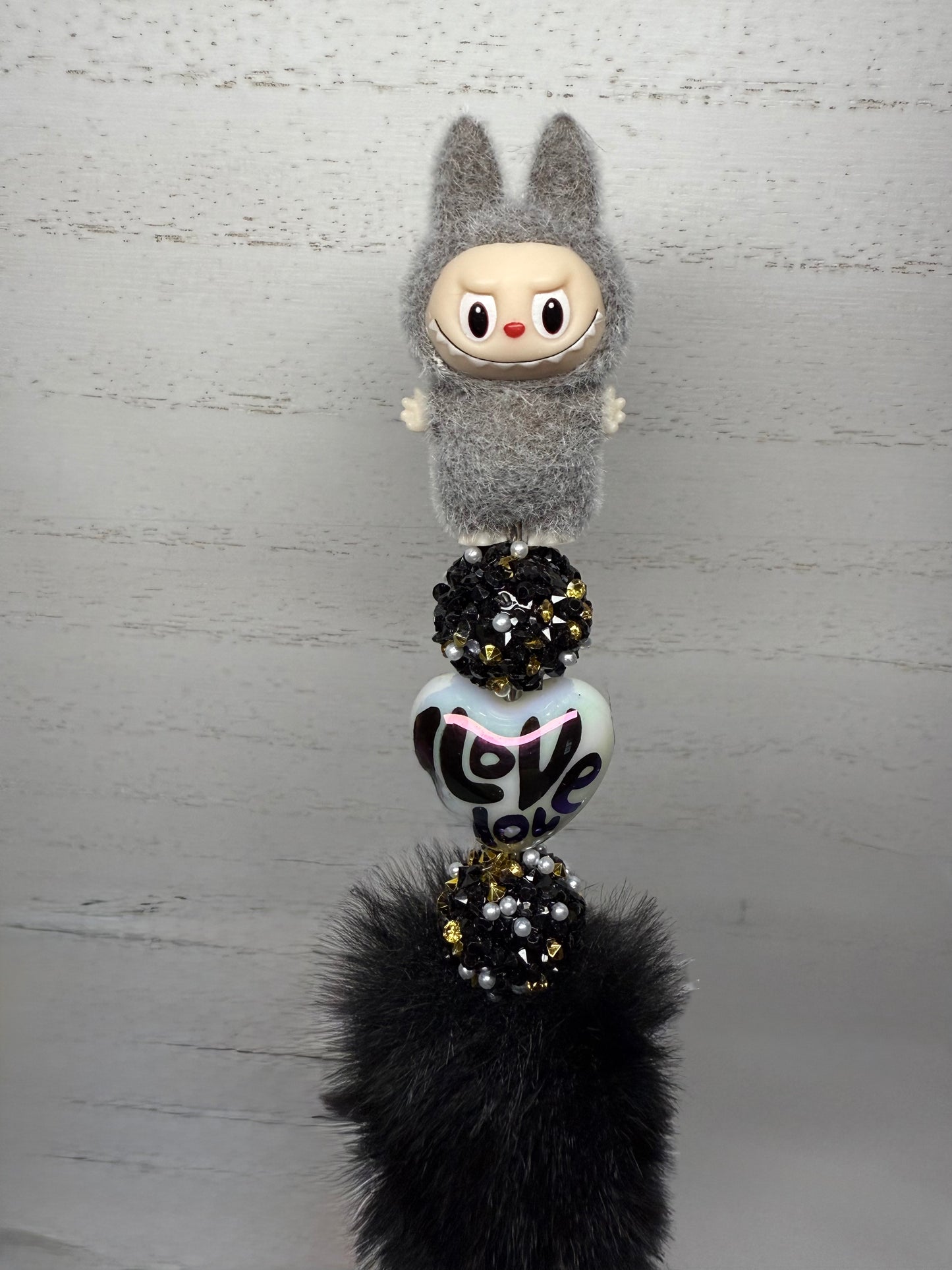 Gray Love LaBuBu Pen